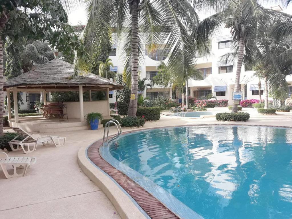 Residence Natangue 1 - Studio Coco Loco Saly エクステリア 写真