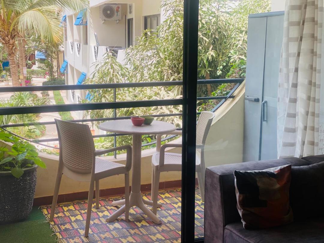 Residence Natangue 1 - Studio Coco Loco Saly エクステリア 写真