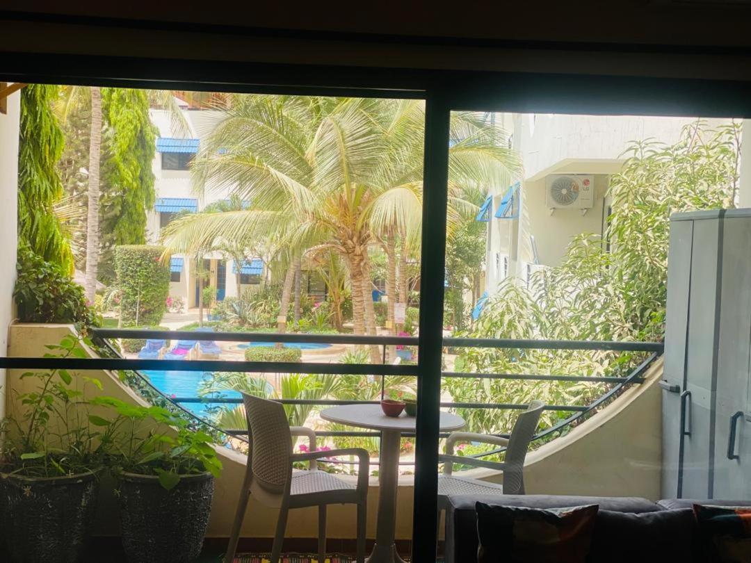 Residence Natangue 1 - Studio Coco Loco Saly エクステリア 写真